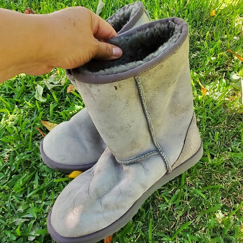 Ugg classic short gray boots - ugg,